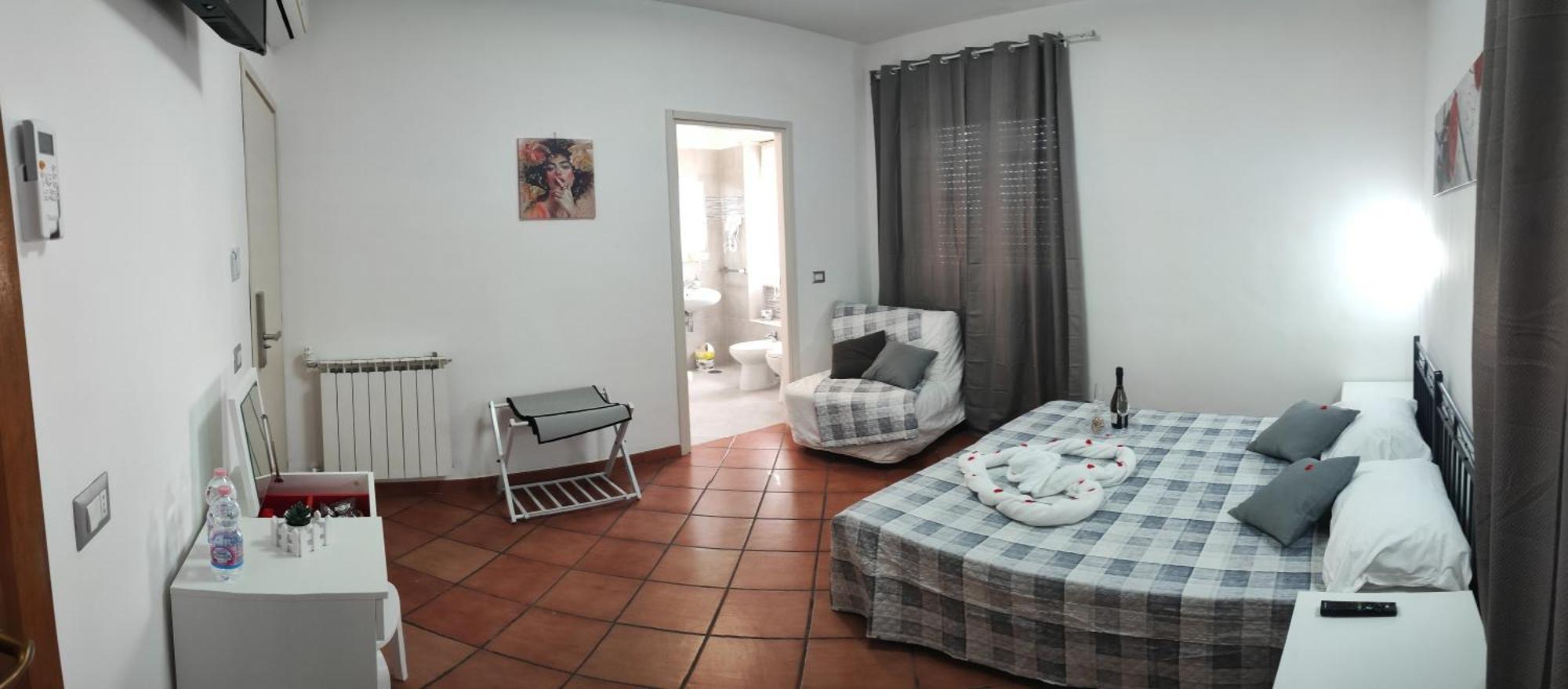 Royal House Fiumicino Hotel Buitenkant foto