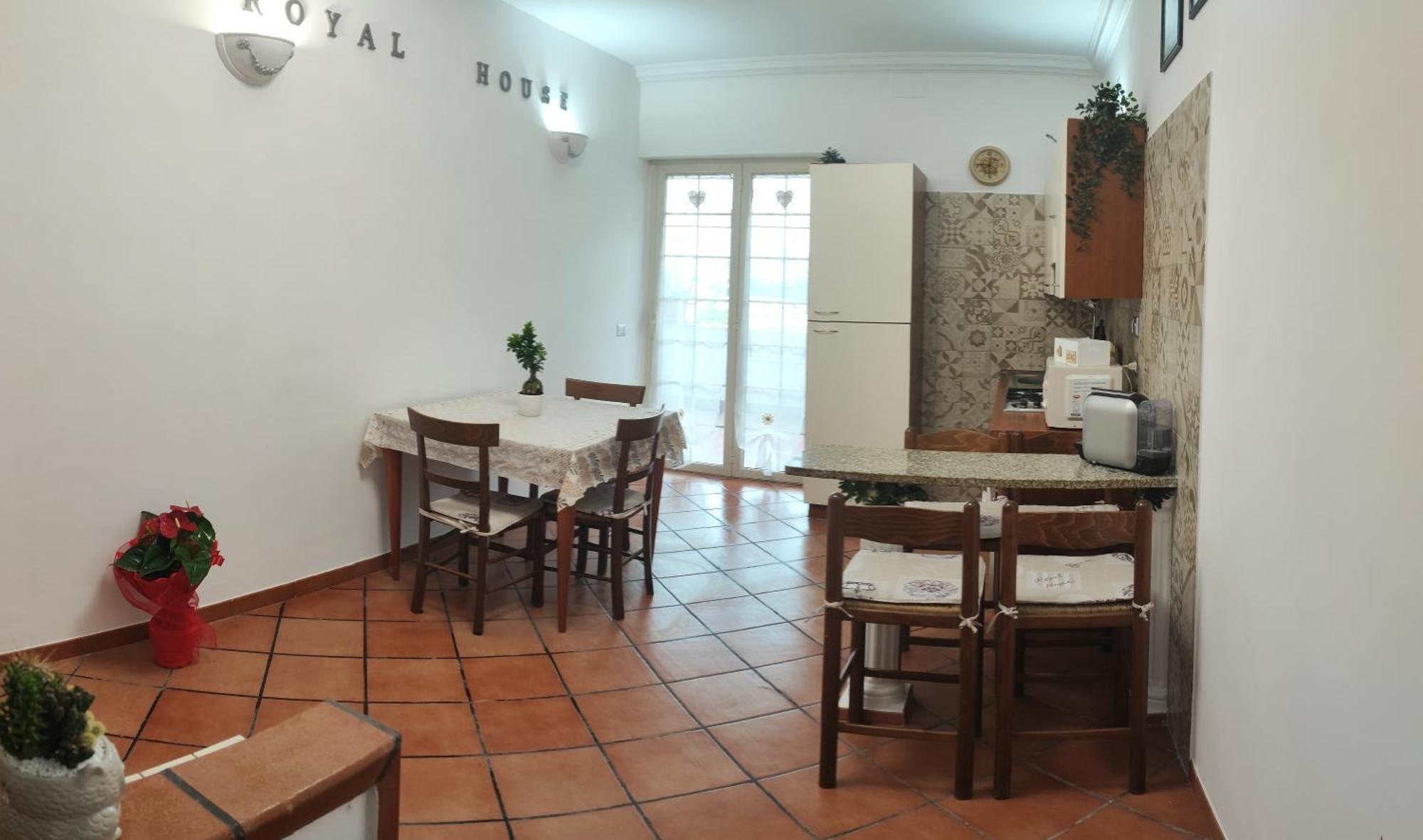 Royal House Fiumicino Hotel Buitenkant foto